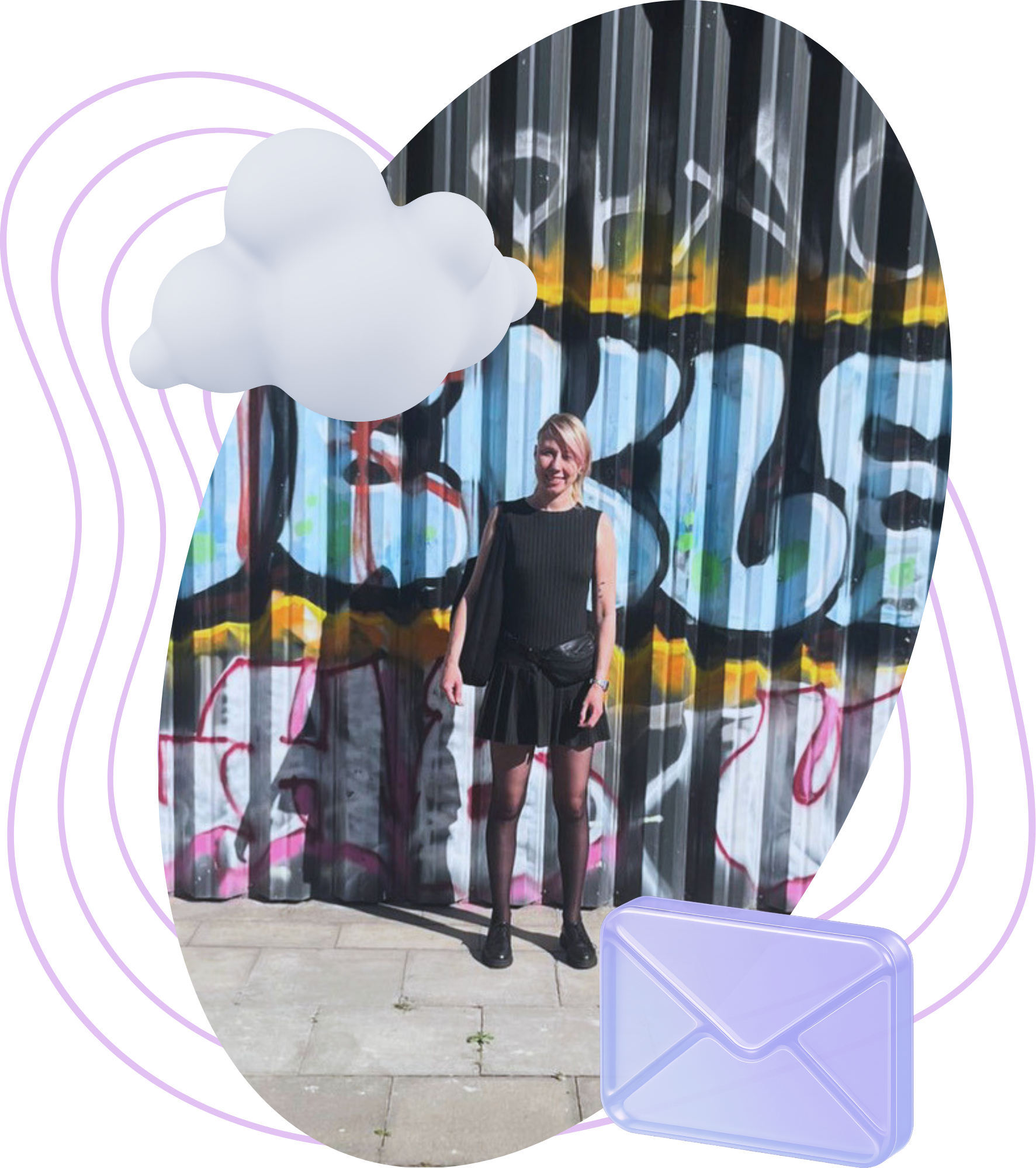 Portrait vor Graffiti-Wand mit Wolke und Briefumschlag